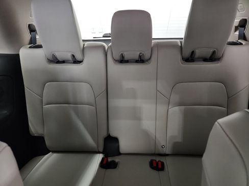 Used 2023 Nissan Pathfinder SL w/ SL Premium Package image 32