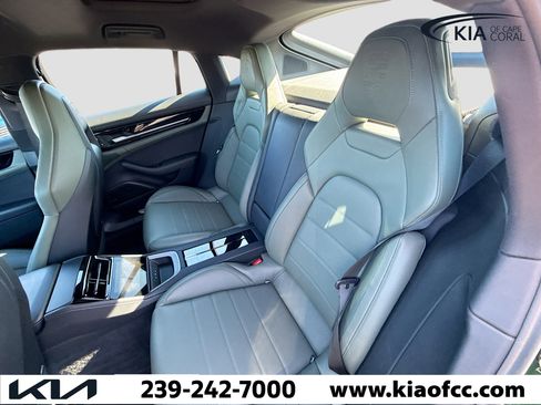 Used 2025 Porsche Panamera 4 image 21