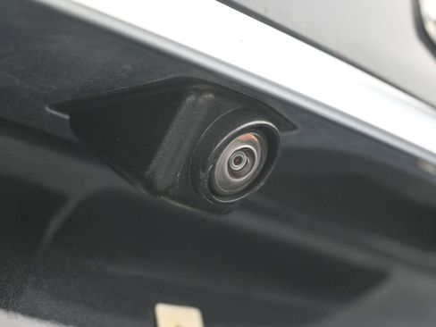 Used 2023 Cadillac XT5 Luxury image 23