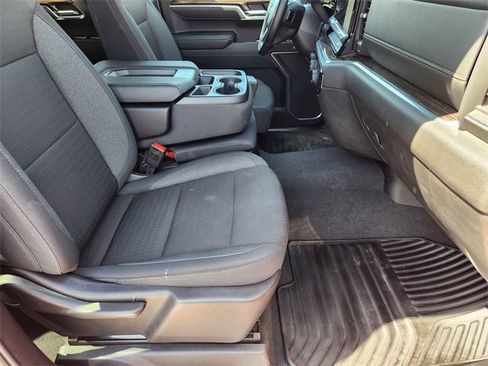 Used 2025 Chevrolet Silverado 1500 LT image 16