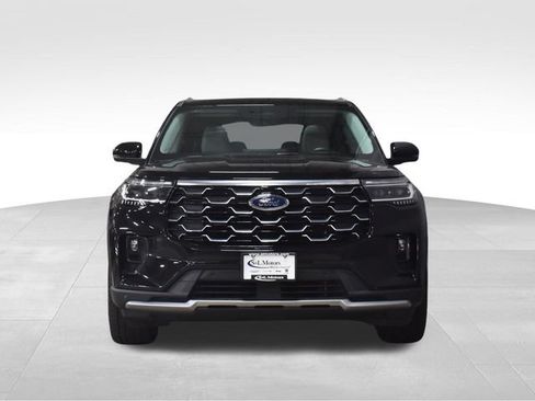 Used 2026 Ford Explorer Platinum w/ LUX Leather Package AWD/4WD image 3