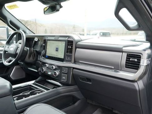 Used 2025 Ford F250 Platinum AWD/4WD image 65