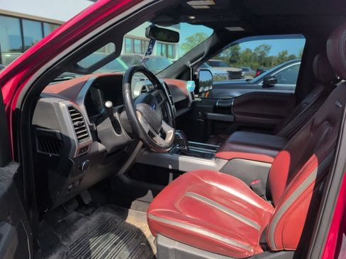 Used 2019 Ford F150 Platinum w/ Equipment Group 701A Luxury AWD/4WD image 10