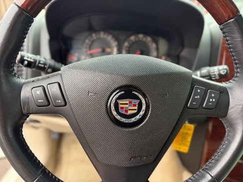 Used 2004 Cadillac SRX V8 w/ Preferred Equipment Group image 41