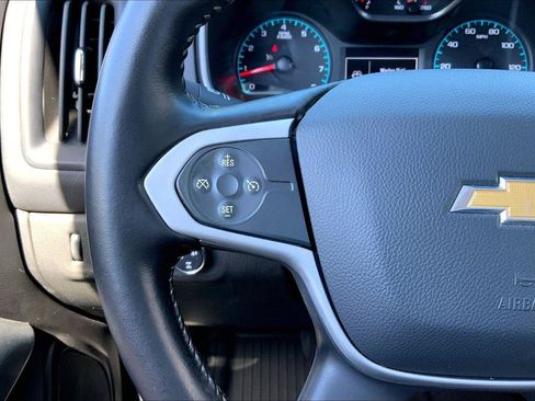 Used 2021 Chevrolet Colorado LT AWD/4WD image 15