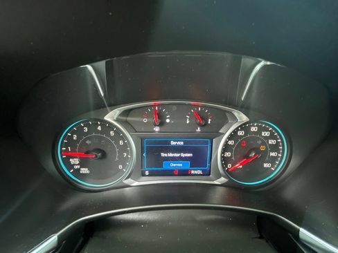 Used 2019 Chevrolet Equinox LT w/ LPO, Blackout Package FWD image 22