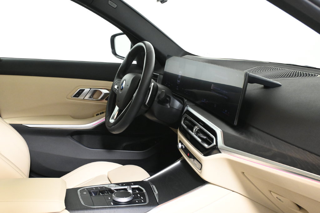 Certified 2023 BMW 330i xDrive Sedan w/ Driving Assistance Package AWD/4WD image 27