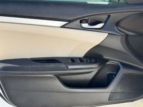 Used 2019 Honda Civic LX image 14