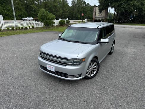 Used 2013 Ford Flex Limited FWD image 31