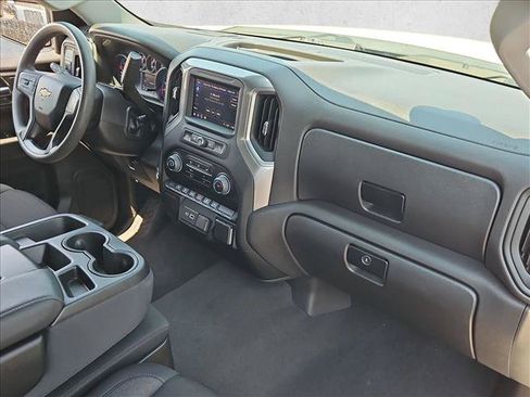 Certified 2024 Chevrolet Silverado 1500 Custom w/ Turbomax Blackout Package RWD image 28