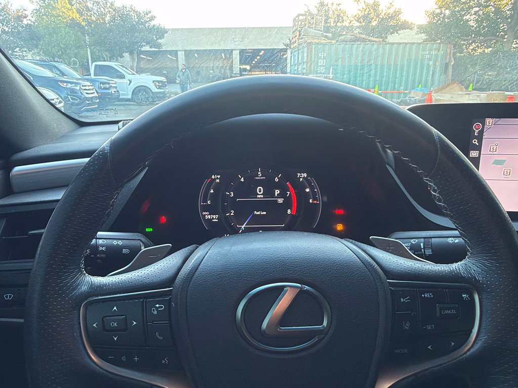 Used 2022 Lexus ES 350 F Sport w/ Accessory Package 2 FWD image 5
