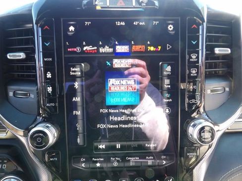 Used 2019 RAM 1500 Limited image 20