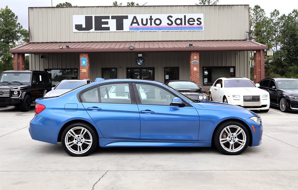 Used 2015 BMW 328i xDrive Sedan AWD/4WD image 8