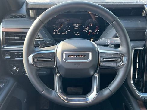 Used 2025 GMC Yukon Denali image 19