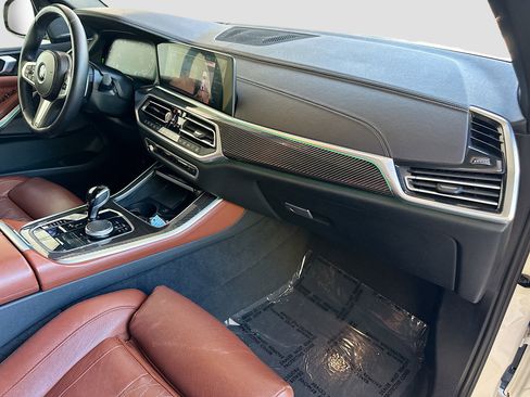 Certified 2023 BMW X5 M50i w/ Parking Assistance Package image 31