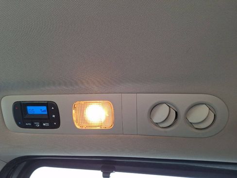 Used 2011 Honda Odyssey EX-L image 21