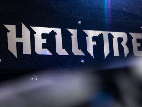 Used 2025 Jeep Gladiator Sport image 35