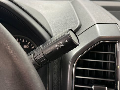 Used 2018 Ford F150 XLT image 18