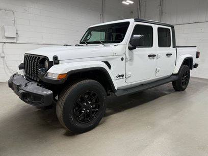 Used 2022 Jeep Gladiator Sport