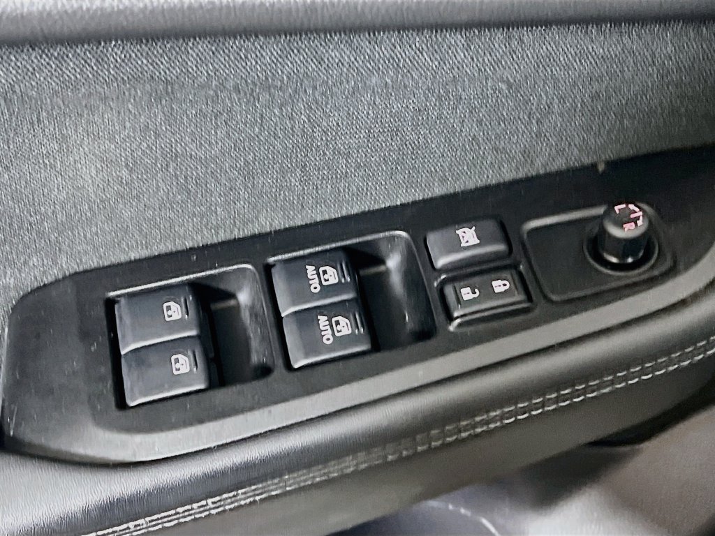 Used 2019 Subaru Outback 2.5i Premium AWD/4WD image 16