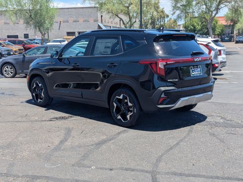 New 2026 Kia Seltos S image 4