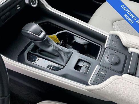 Used 2024 Toyota Grand Highlander XLE image 18