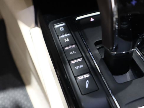 Used 2017 Maserati Quattroporte S GranLusso Q4 AWD/4WD image 36