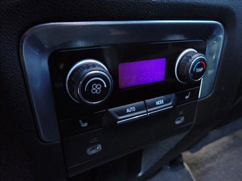 Used 2021 Chevrolet Tahoe Z71 w/ Z71 Signature Package image 12