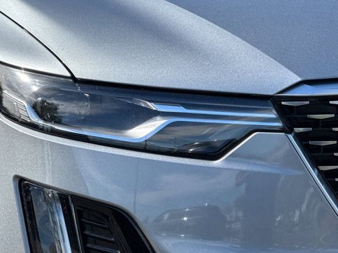 Certified 2025 Cadillac XT6 Premium Luxury image 43