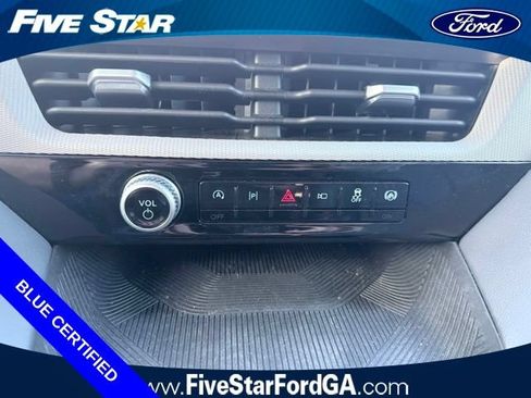 Used 2025 Ford Explorer Active w/ Active Comfort Package RWD image 24