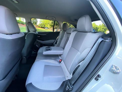 Used 2025 Subaru Outback Premium AWD/4WD image 24