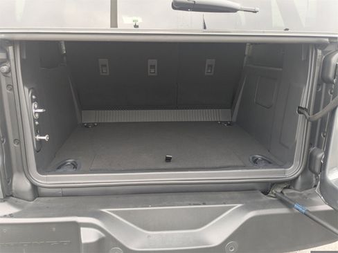 Used 2024 Ford Bronco Outer Banks image 13