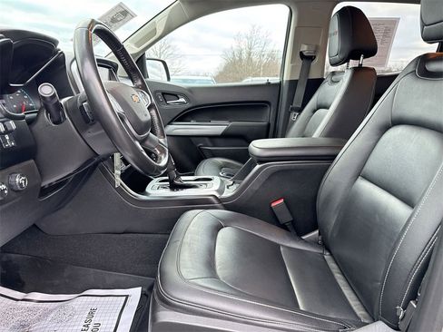 Used 2020 Chevrolet Colorado ZR2 w/ ZR2 Dusk Special Edition image 18