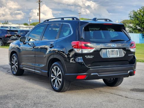 Used 2023 Subaru Forester Limited AWD/4WD image 7