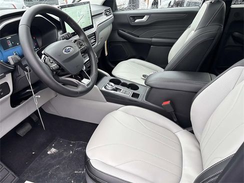 New 2026 Ford Escape Platinum w/ Premium Technology Package image 23