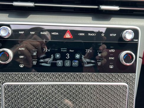 New 2026 Genesis GV80 3.5T e-SC image 33