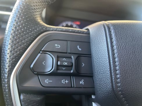 Used 2024 Toyota Tacoma TRD Off-Road image 21