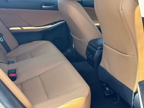 Used 2019 Lexus IS 300 w/ Accessory Package RWD image 15