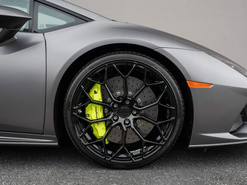 Used 2020 Lamborghini Huracan EVO AWD/4WD image 38