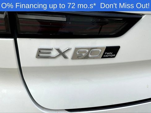 Used 2025 Volvo EX90 Ultra image 38