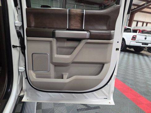 Used 2019 Ford F350 Limited AWD/4WD image 37