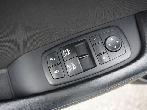 Certified 2016 Dodge Challenger R/T w/ Cold Weather Group image 17