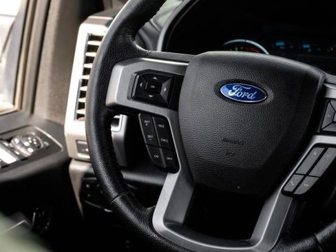 Used 2015 Ford F150 Platinum image 23