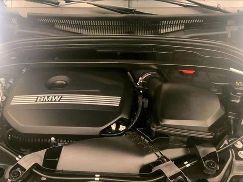 Used 2023 BMW X1 xDrive28i w/ Premium Package AWD/4WD image 9