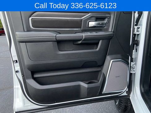 New 2026 RAM 2500 Laramie AWD/4WD image 14