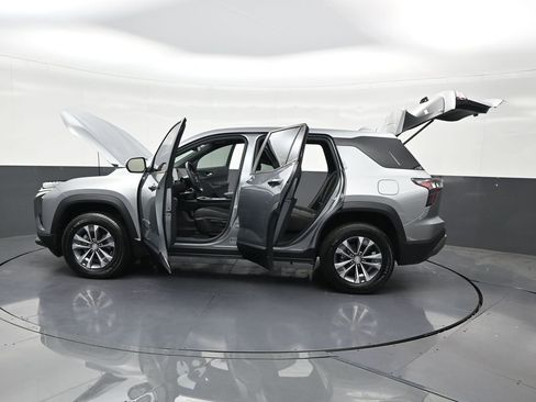 Used 2026 Chevrolet Equinox LT image 35