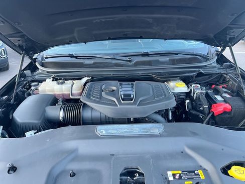 Used 2024 Jeep Grand Wagoneer Series III w/ Rear Seat Video Group 1 image 33