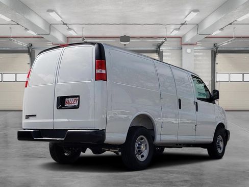 New 2025 Chevrolet Express 2500 w/ Communications Package image 7