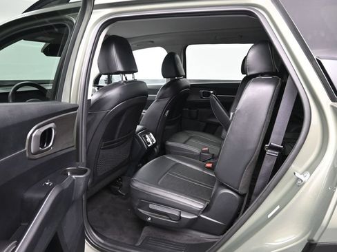 Used 2024 Kia Sorento X-Line EX AWD/4WD image 11