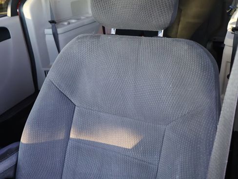 Used 2015 Dodge Grand Caravan American Value Package w/ UConnect Hands-Free Group image 20